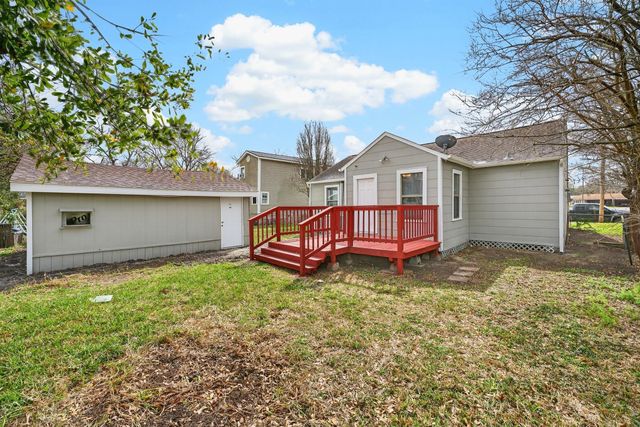 211 E 4th Street, Deer Park, TX 77536