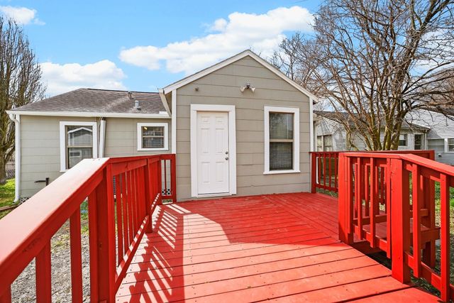 211 E 4th Street, Deer Park, TX 77536