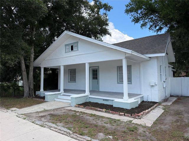 2604 E LAKE AVENUE, Tampa, FL 33610