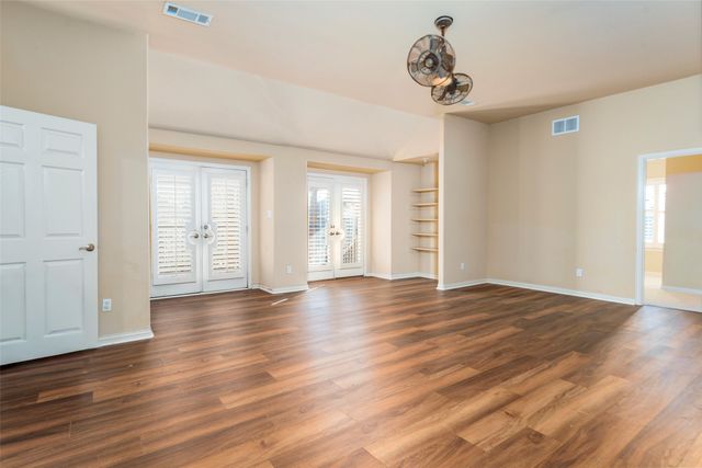 4500 Karen Drive, Mansfield, TX 76063