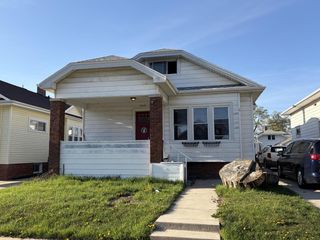 2910 Olive STREET, Racine, WI 53403