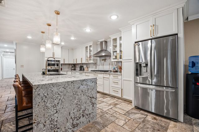 547 W Gettysburg Avenue, Fresno, CA 93705