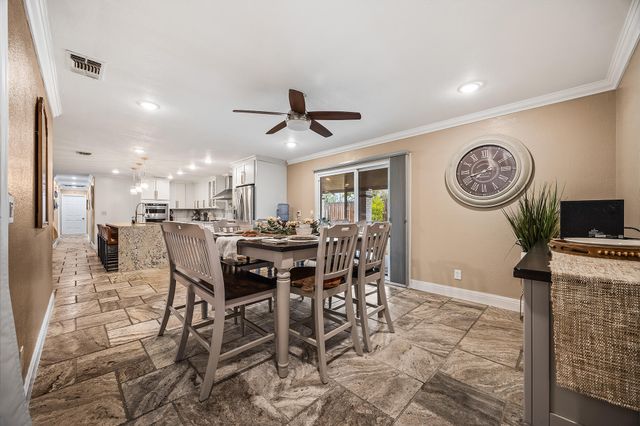 547 W Gettysburg Avenue, Fresno, CA 93705