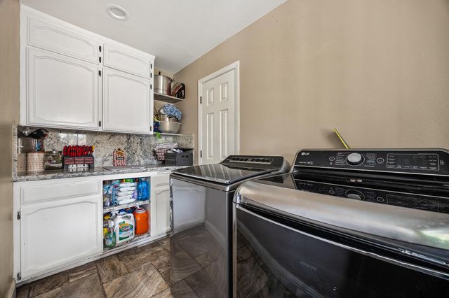 547 W Gettysburg Avenue, Fresno, CA 93705