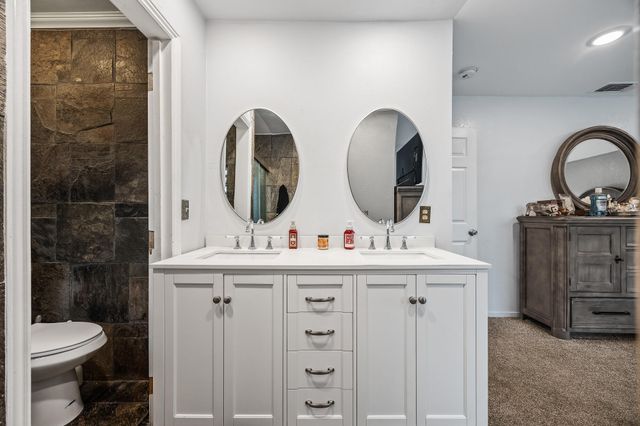 547 W Gettysburg Avenue, Fresno, CA 93705