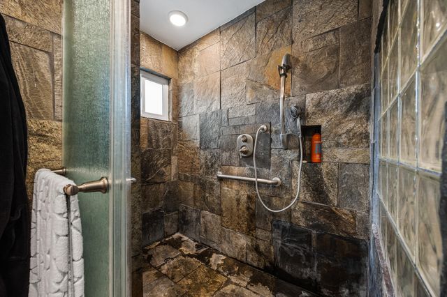 547 W Gettysburg Avenue, Fresno, CA 93705