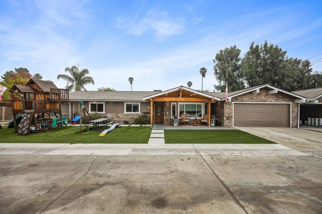 547 W Gettysburg Avenue, Fresno, CA 93705