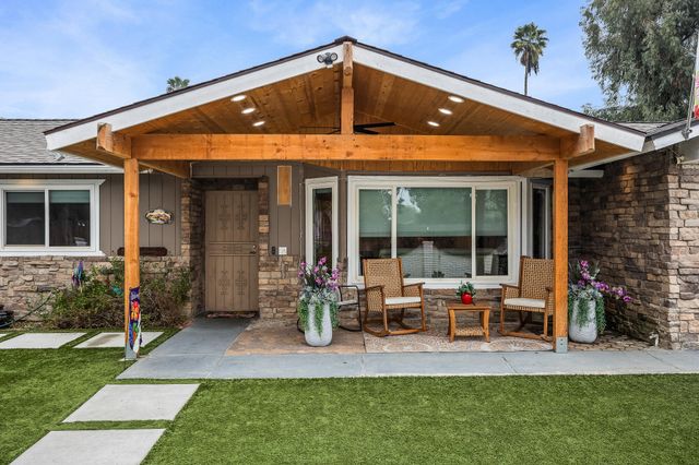 547 W Gettysburg Avenue, Fresno, CA 93705