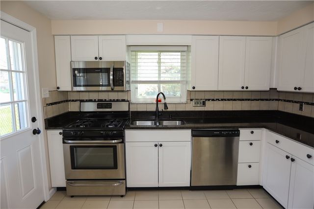 938 Marcia Drive, North Huntingdon, PA 15642
