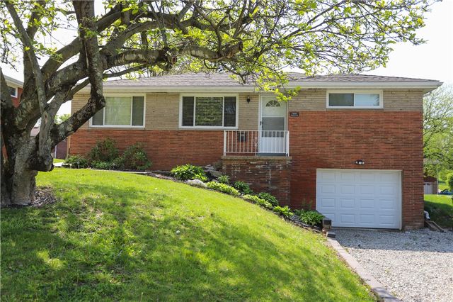 938 Marcia Drive, North Huntingdon, PA 15642