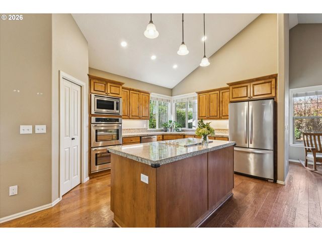17125 Sw WOODHAVEN Dr, Sherwood, OR 97140