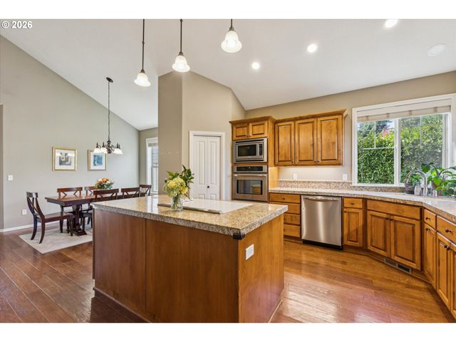 17125 Sw WOODHAVEN Dr, Sherwood, OR 97140