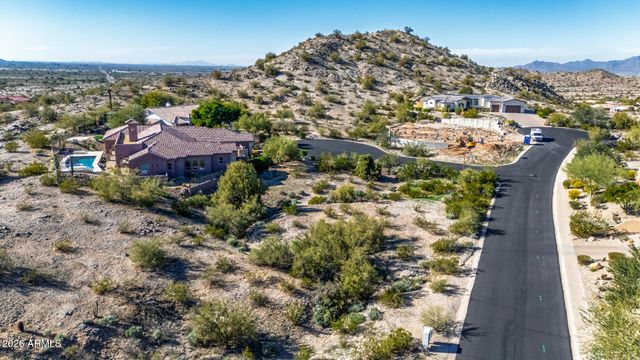 10760 S Sunset Drive 45, Goodyear, AZ 85338