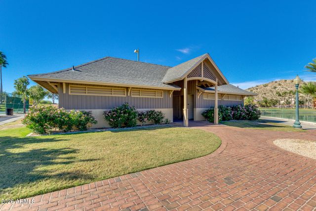 10760 S Sunset Drive 45, Goodyear, AZ 85338