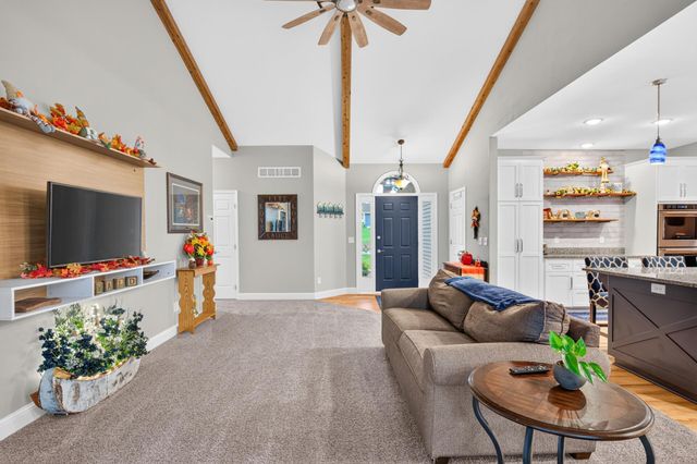 2235 E Rum River Drive S, Cambridge, MN 55008