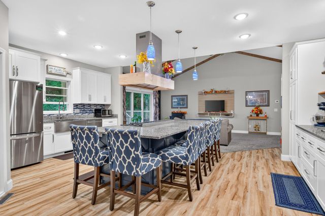 2235 E Rum River Drive S, Cambridge, MN 55008