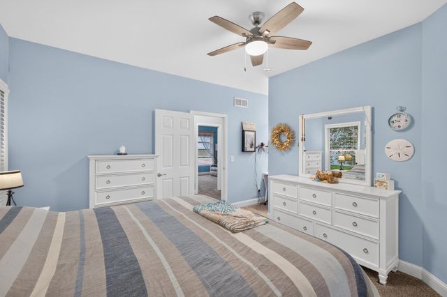 2235 E Rum River Drive S, Cambridge, MN 55008