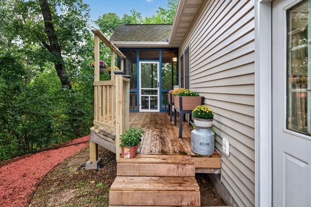 2235 E Rum River Drive S, Cambridge, MN 55008