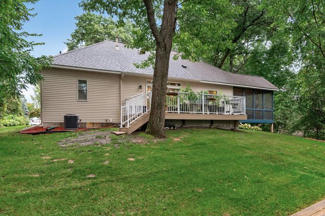 2235 E Rum River Drive S, Cambridge, MN 55008
