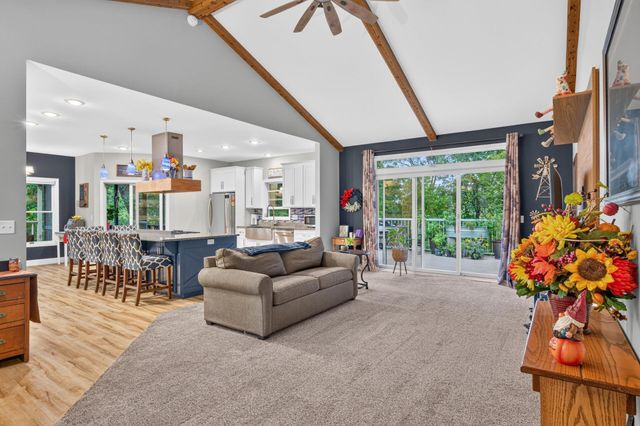 2235 E Rum River Drive S, Cambridge, MN 55008
