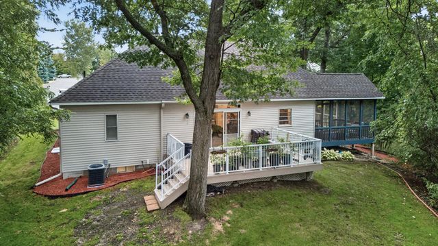 2235 E Rum River Drive S, Cambridge, MN 55008