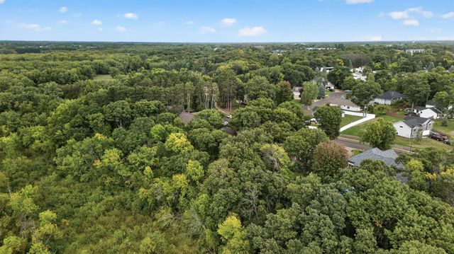 2235 E Rum River Drive S, Cambridge, MN 55008