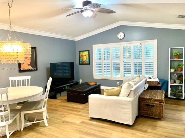 13080 NW 8th Ct, Sunrise, FL 33325