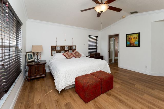 13080 NW 8th Ct, Sunrise, FL 33325