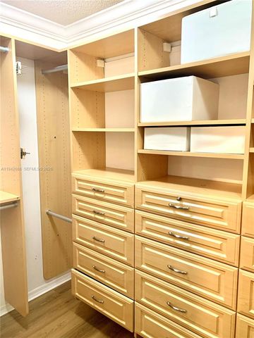 13080 NW 8th Ct, Sunrise, FL 33325