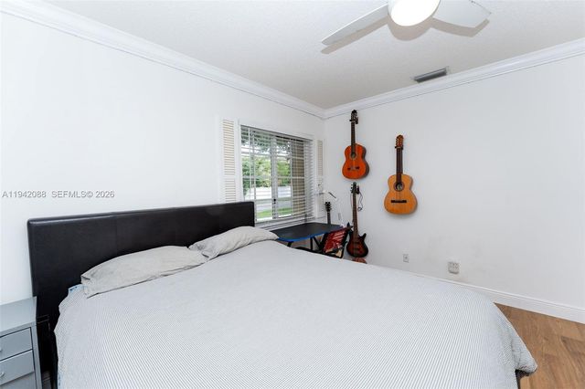 13080 NW 8th Ct, Sunrise, FL 33325