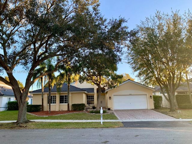 13080 NW 8th Ct, Sunrise, FL 33325