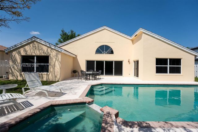 13080 NW 8th Ct, Sunrise, FL 33325