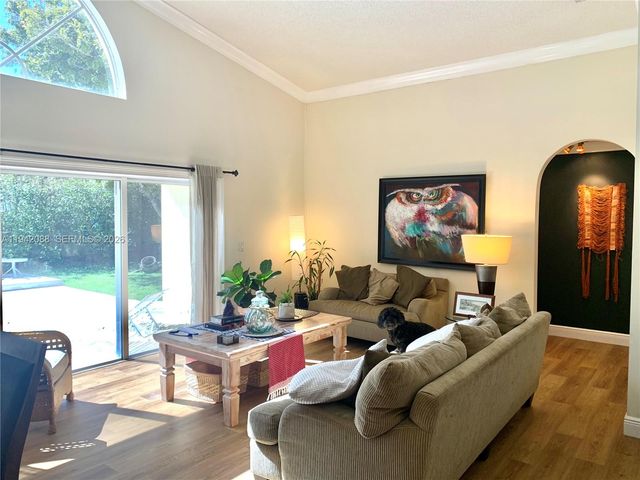 13080 NW 8th Ct, Sunrise, FL 33325