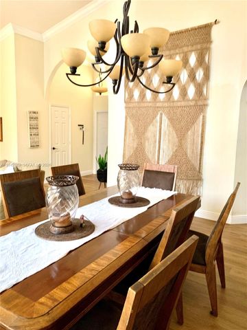 13080 NW 8th Ct, Sunrise, FL 33325