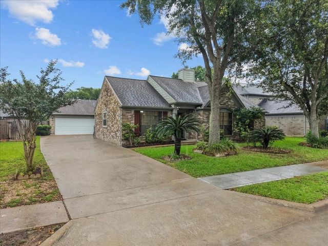 4007 Ivywood Drive, Pearland, TX 77584