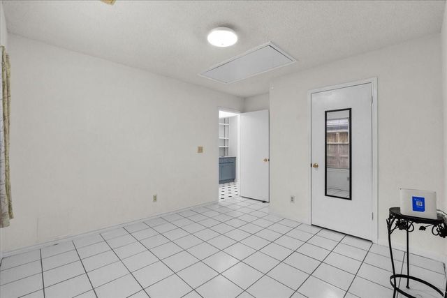 4007 Ivywood Drive, Pearland, TX 77584