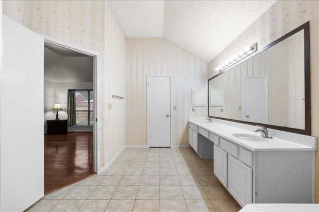 4007 Ivywood Drive, Pearland, TX 77584
