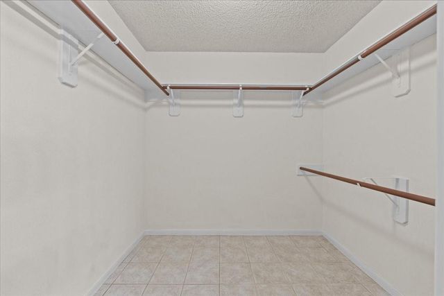 4007 Ivywood Drive, Pearland, TX 77584