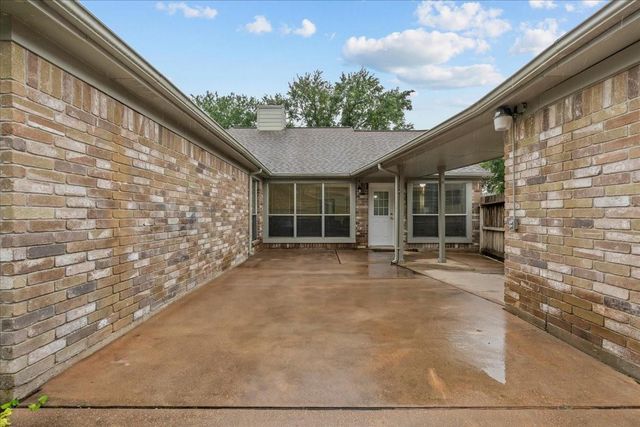 4007 Ivywood Drive, Pearland, TX 77584