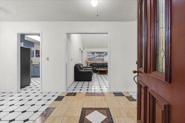 4007 Ivywood Drive, Pearland, TX 77584