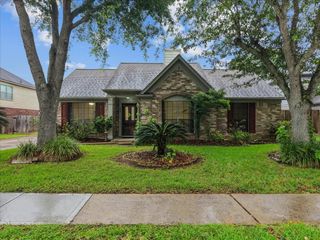4007 Ivywood Drive, Pearland, TX 77584