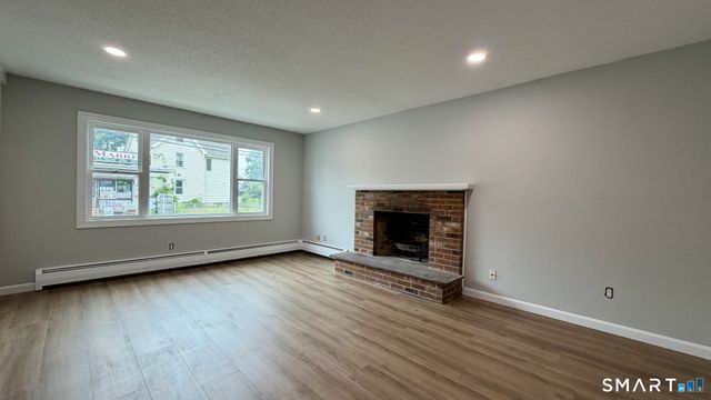 186 York Street 1st Flr, West Haven, CT 06516