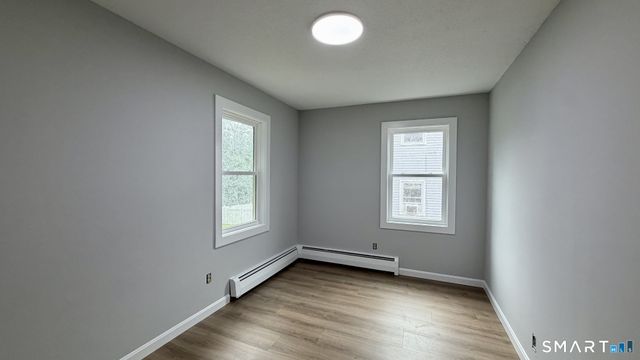 186 York Street 1st Flr, West Haven, CT 06516