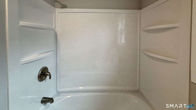 186 York Street 1st Flr, West Haven, CT 06516