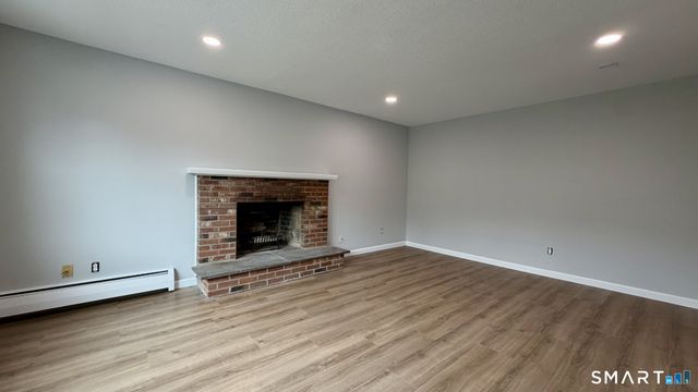 186 York Street 1st Flr, West Haven, CT 06516