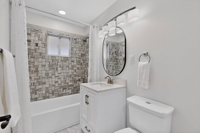 1204 Canyon Road, Santa Fe, NM 87501