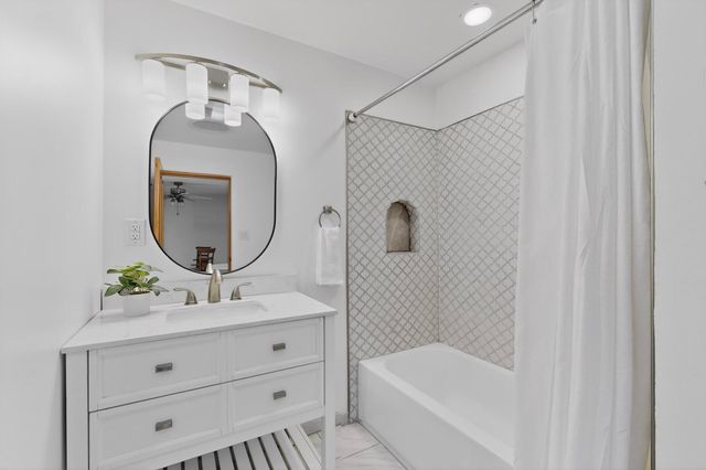 1204 Canyon Road, Santa Fe, NM 87501