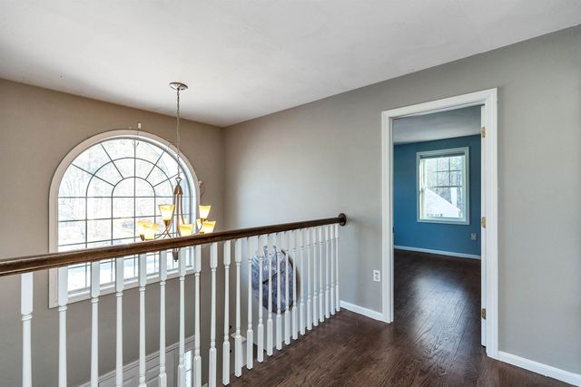 30 Fox Meadow Lane, Merrimack, NH 03054