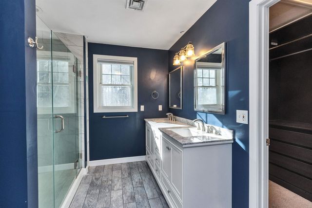 30 Fox Meadow Lane, Merrimack, NH 03054