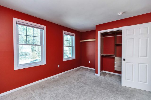 30 Fox Meadow Lane, Merrimack, NH 03054